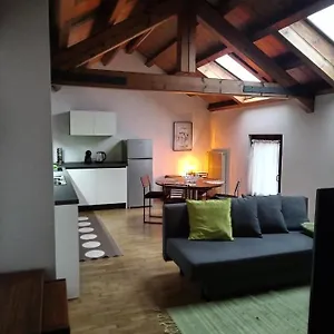  Appartamento Il Vicolo_carinissimo In Centro Storico, Zona Giorno Mansardata