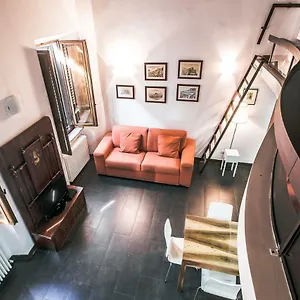 https://in-front-of-coliseum.it-romehotels.com
