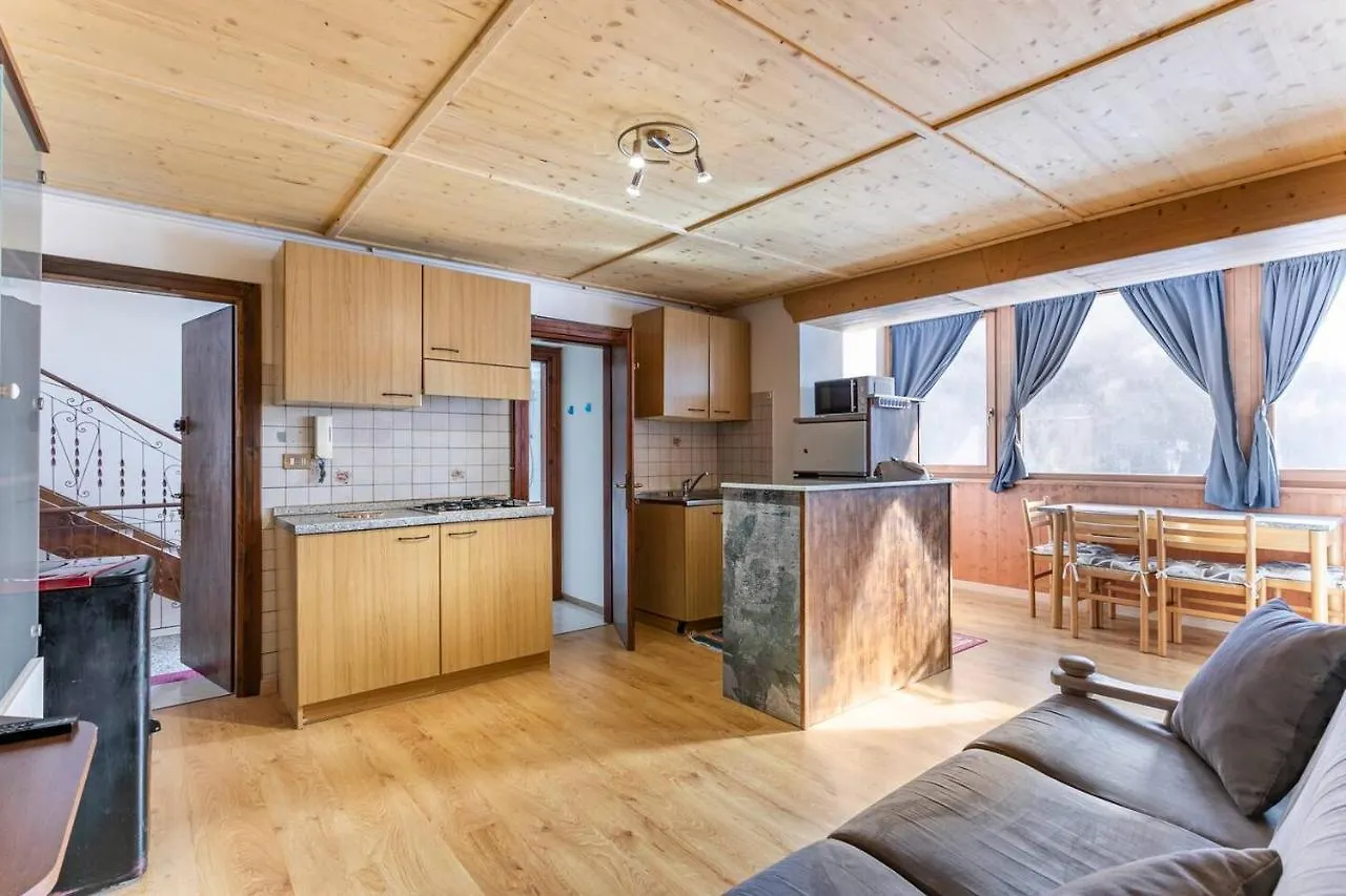 Apartment Appartamento Miramonti Intero Ristrutturato Nuovo San Pietro di Cadore