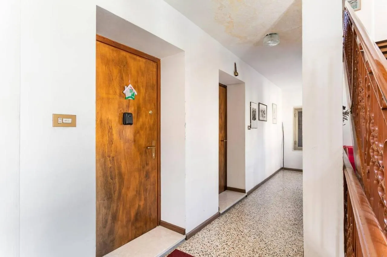 Apartment Appartamento Miramonti Intero Ristrutturato Nuovo San Pietro di Cadore Italy